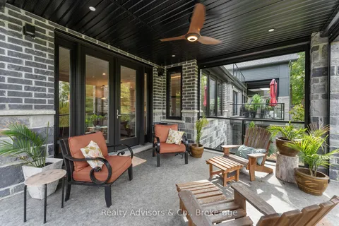 55 Beechnut Lane, Norfolk, ON N0A 1N7