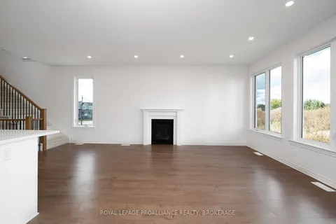 1515 Scarlet St, Kingston, ON K7K 7J8