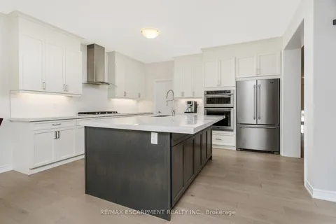 132 Drexler Ave, Guelph/Eramosa, ON N0B 2K0