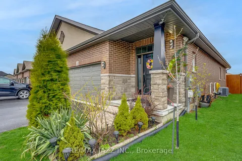 75 Farmington Cres, Belleville, ON K8N 0J9