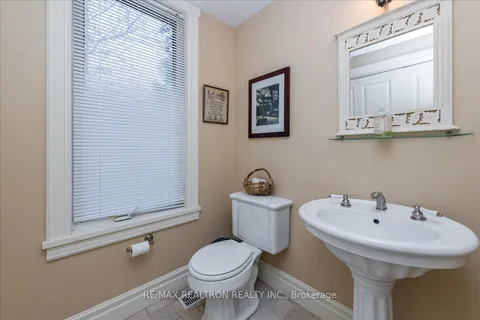 48 Napier St, Blue Mountains, ON N0H 2P0