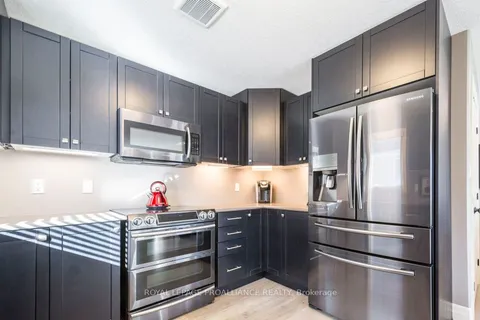 31 Chelford Cres, Belleville, ON K8N 4J8