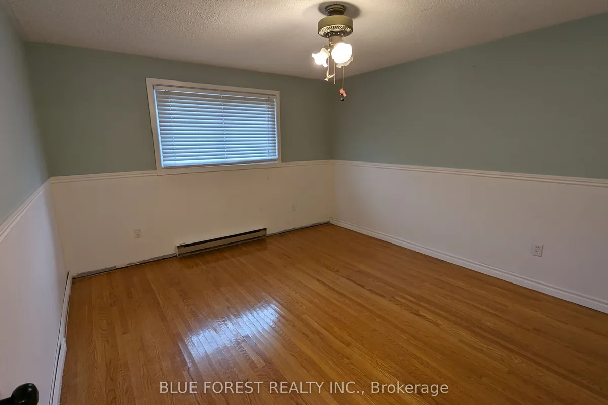 1117 Byron Baseline Road, ON N6K 2C7