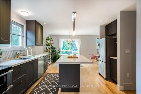 125 Breadalbane St, Hamilton, ON L8R 3G7