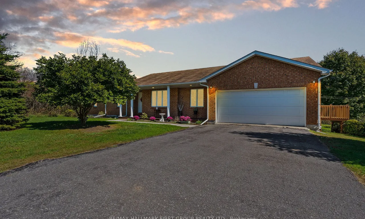 4374 Duff Rd, South Frontenac, ON K0H 1X0