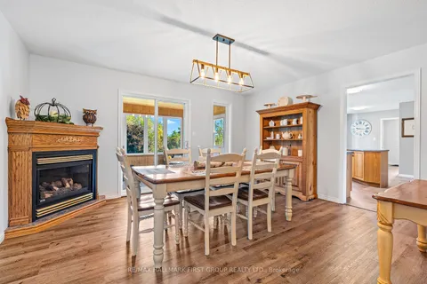 4374 Duff Rd, South Frontenac, ON K0H 1X0