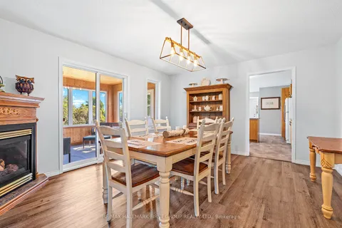 4374 Duff Rd, South Frontenac, ON K0H 1X0