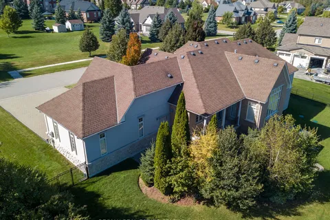12 Orchard Dr, Mono, ON L9W 6L7