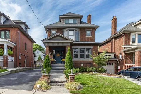 124 FLATT Ave, Hamilton, ON L8P 4N3