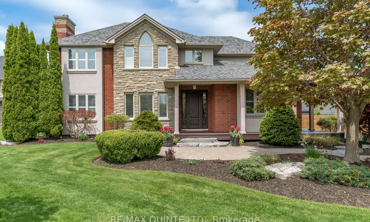 48 Settlers Landing Dr, Quinte West, ON K8R 0A9