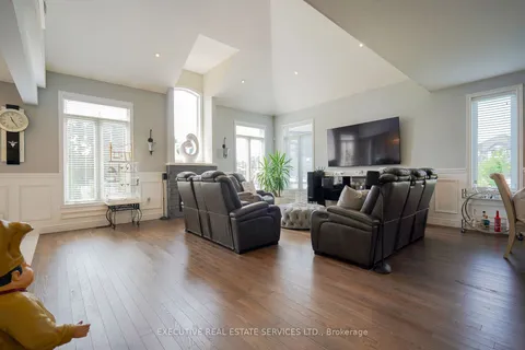 17 Ritchie Dr, East Luther Grand Valley, ON L9W 6W4