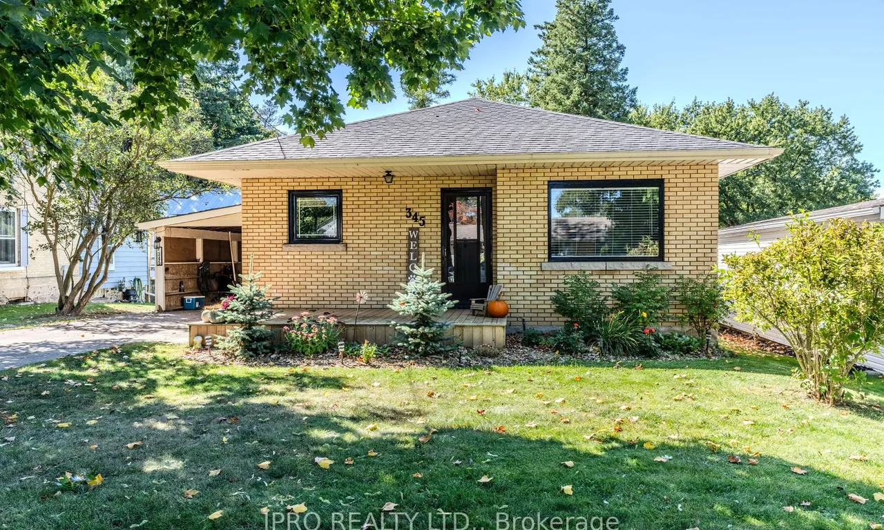 345 Fergus St, Wellington North, ON N0G 2L2