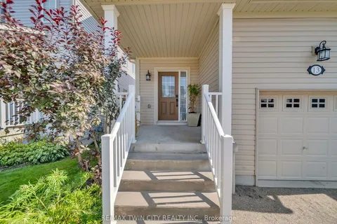 13 Goodall Crt, Centre Wellington, ON N1M 0C8