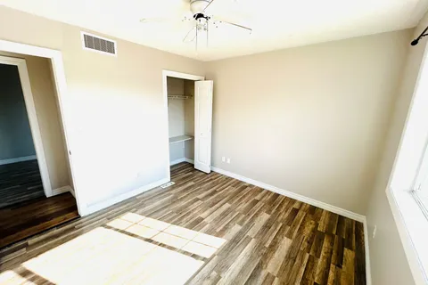 85 Stanley St, Belleville, ON K8N 3Z9