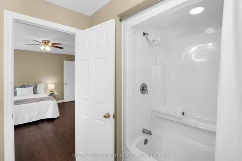 4577 Sara Lane, Lincoln, ON L3J 0W1