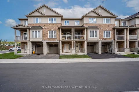 22 Aquarius Cres, Hamilton, ON L0R 1P0
