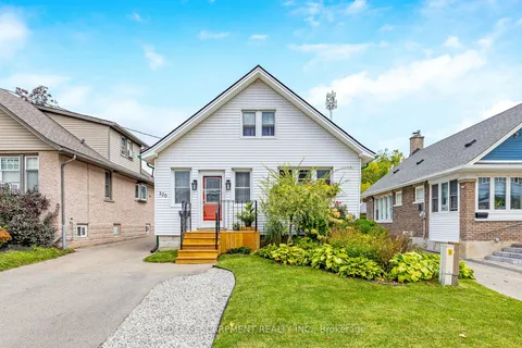 320 Mill St, Kitchener, ON N2M 3R7