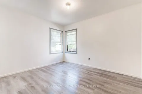 453 Paling Ave, Hamilton, ON L8H 5K3
