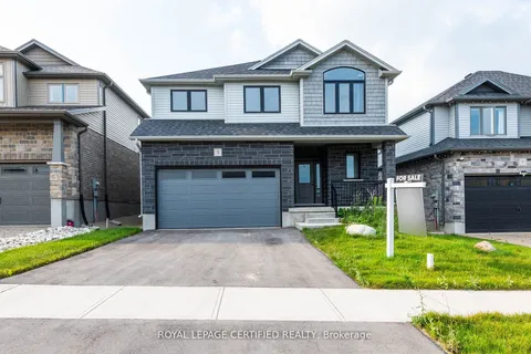 3 Grundy Cres, East Luther Grand Valley, ON N9W 6P2