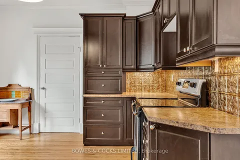 72 Wellington St, Kawartha Lakes, ON K9V 3N9