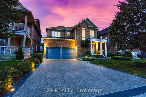96 Glenmeadow Cres, Hamilton, ON L8E 6C2