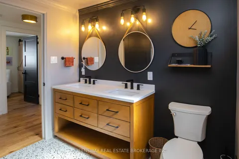 47 Lambert St, Hamilton, ON L8V 4N6