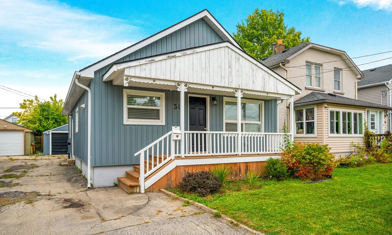 30 Lasalle St, Welland, ON L3B 4J6