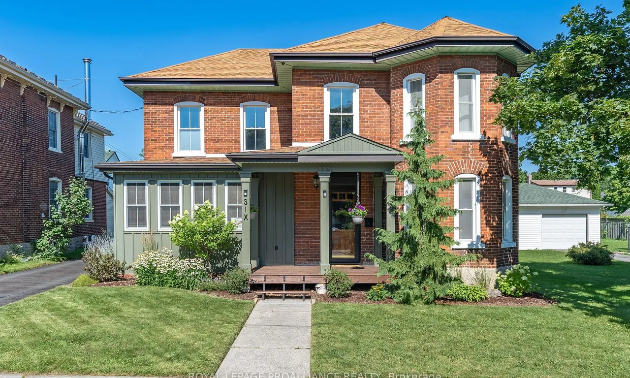 6 Hillside St, Belleville, ON K8P 3R9