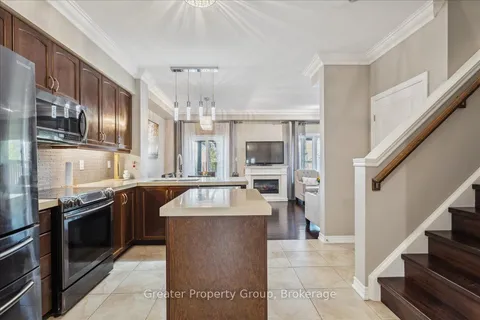 515 Winston Rd, Grimsby, ON L3M 0C8
