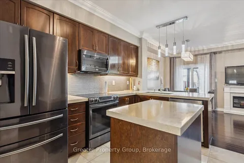 515 Winston Rd, Grimsby, ON L3M 0C8