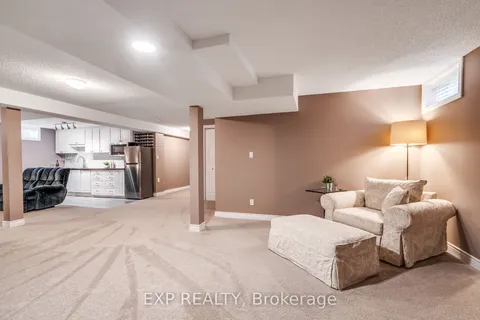 7689 Mount Carmel Boulevard, ON L2H 2Y3