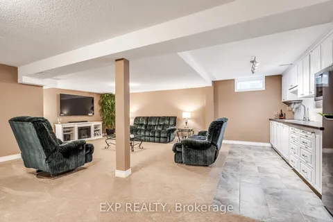 7689 Mount Carmel Boulevard, ON L2H 2Y3