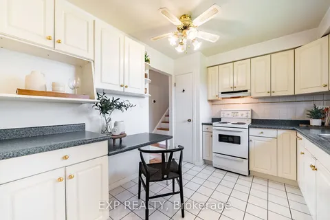 902 Curtis Cres, Cobourg, ON K9A 2W1