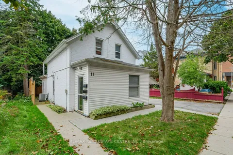 11 Mansion St, Kitchener, ON N2H 2J5