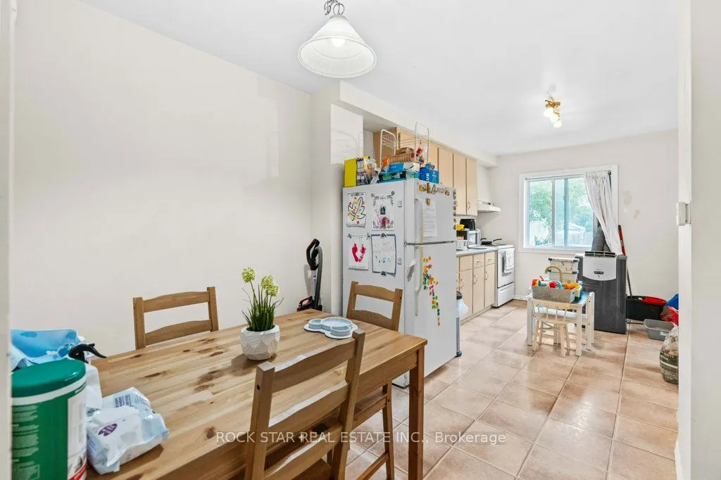 40 Facer St, St. Catharines, ON L2M 5H5