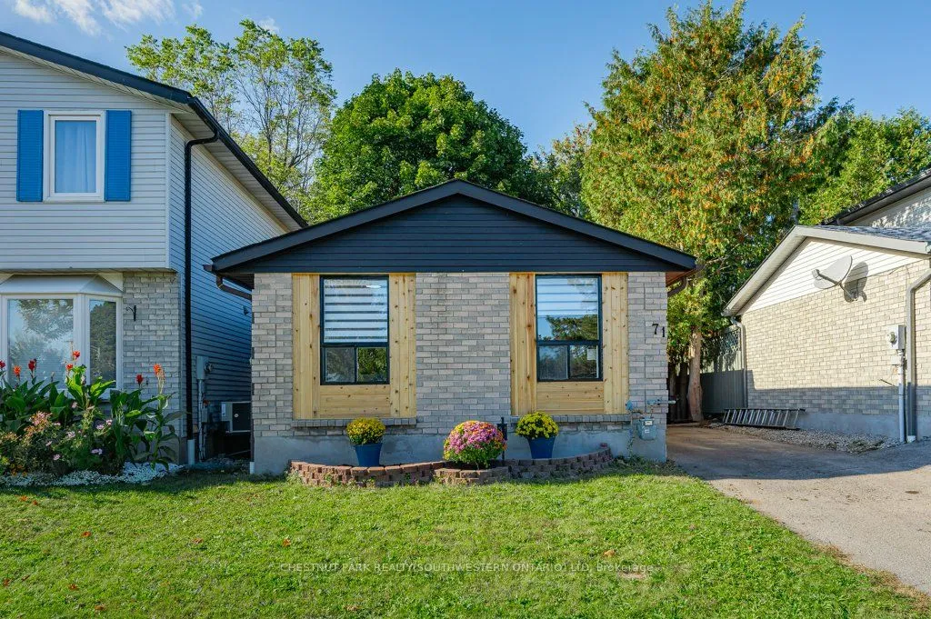 71 Westwood Rd, Guelph, ON N1H 7X7