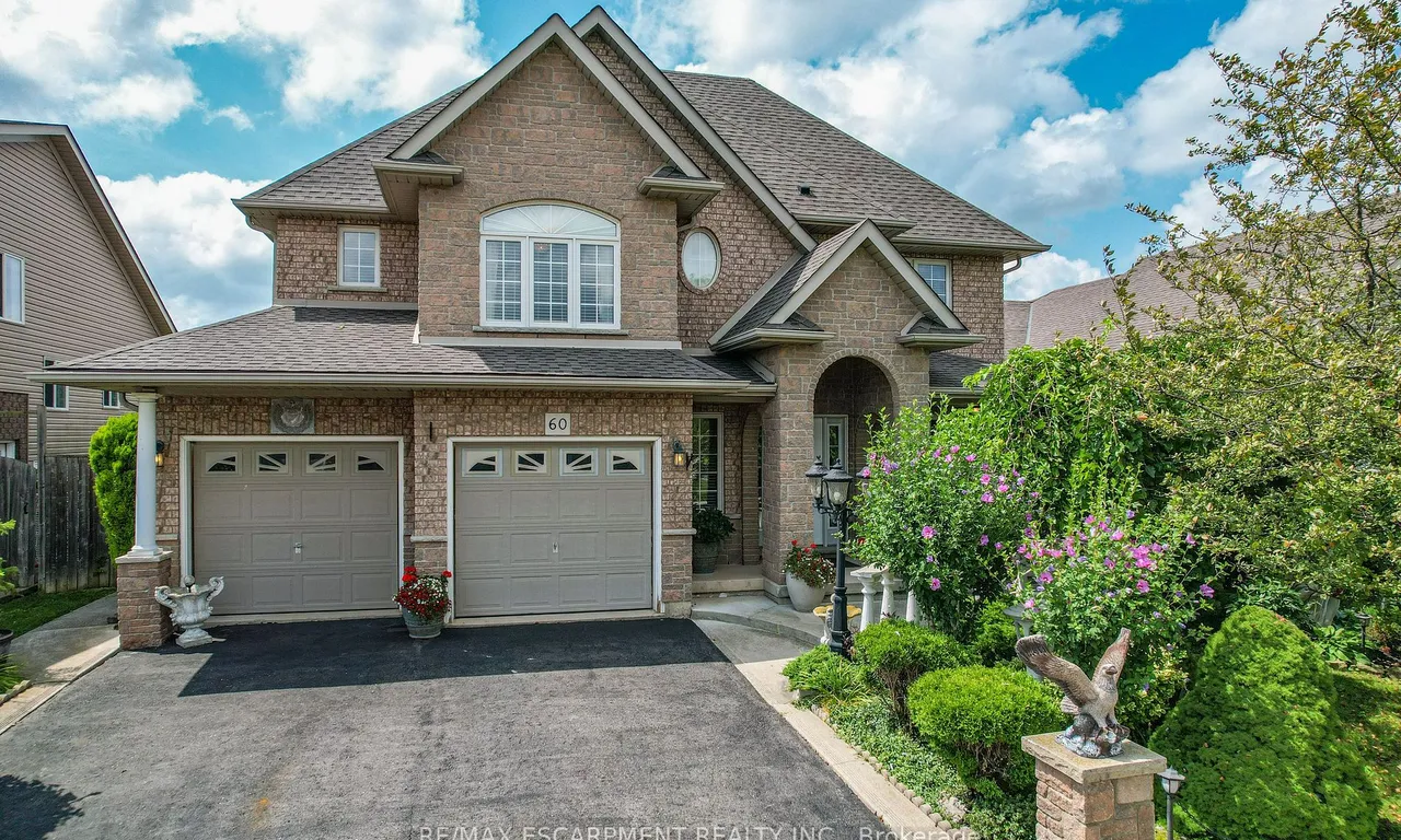 60 Oakdale Blvd, West Lincoln, ON L0R 2A0