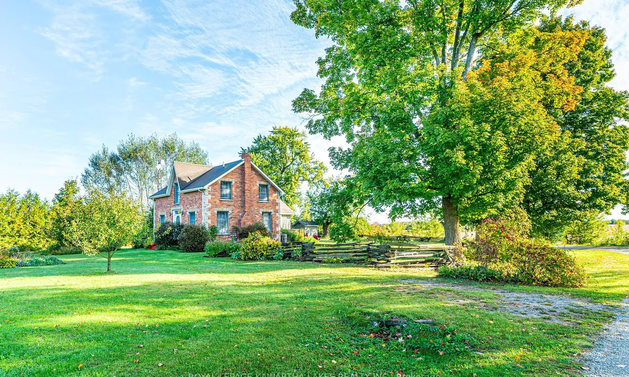 162 Grasshill Rd, Kawartha Lakes, ON K0M 2T0
