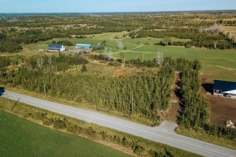 3311 Blessington Rd, Tyendinaga, ON K0K 3A0