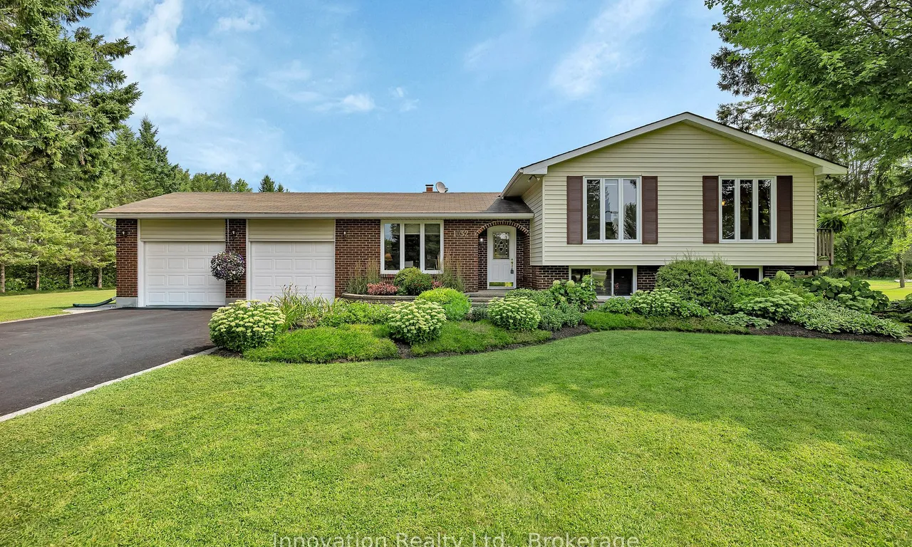 1032 William Mooney Rd, Ottawa, ON K0A 1L0