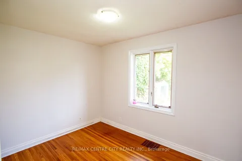 1644 Mardell St, London, ON N5V 1X4