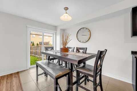 49 Waterbridge St, Hamilton, ON N3L 0N2