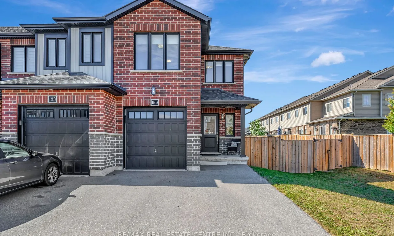 185 Rochefort St, Kitchener, ON N2R 0N1