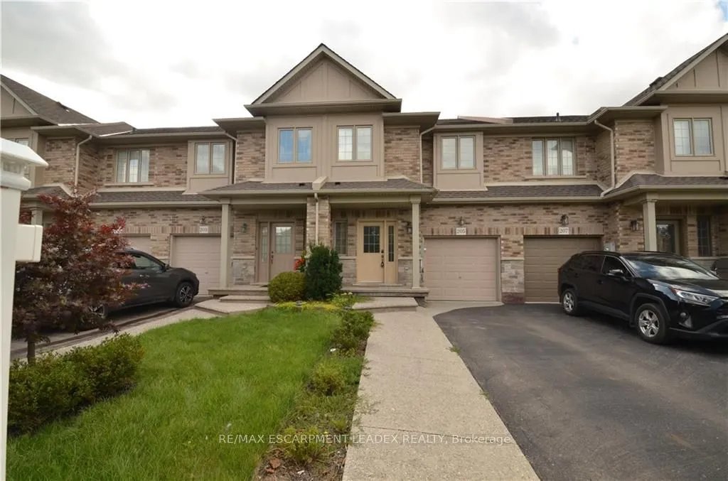205 Tanglewood Dr, Hamilton, ON L0R 1C0