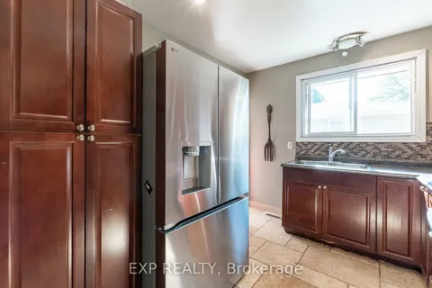 167 Baffin Rd, London, ON N5V 1G2