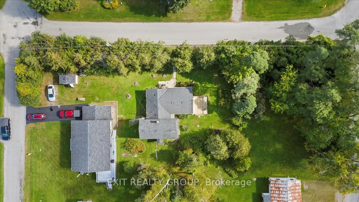 418 Lambton St, Brighton, ON K0K 1H0