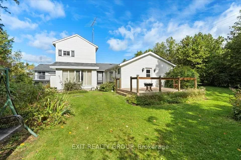 418 Lambton St, Brighton, ON K0K 1H0