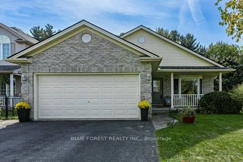 77 Woodvale Dr, Thames Centre, ON N0L 1G3
