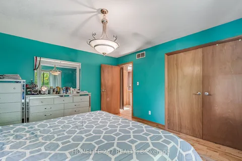 331 Paisley Rd, Guelph, ON N1H 2R1