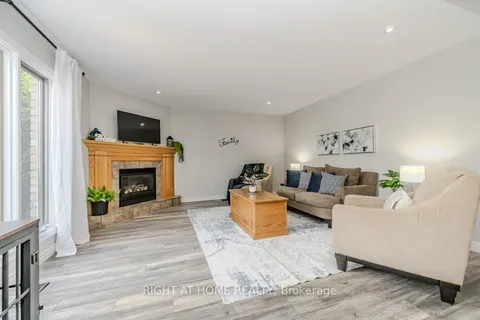 210 Dundas St, Brant, ON N3L 4H3